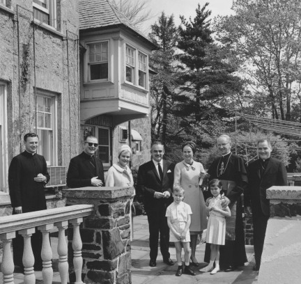 Cardinal Krol with Grace Kelly and family, 1963